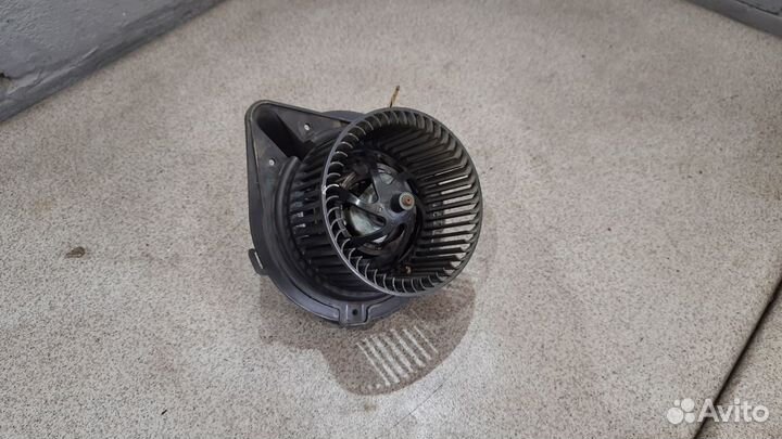 Мотор отопителя печки ориг. Audi A4B5 Passat b4