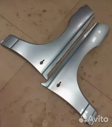 Крыло 2110 2111 2112 серебристый