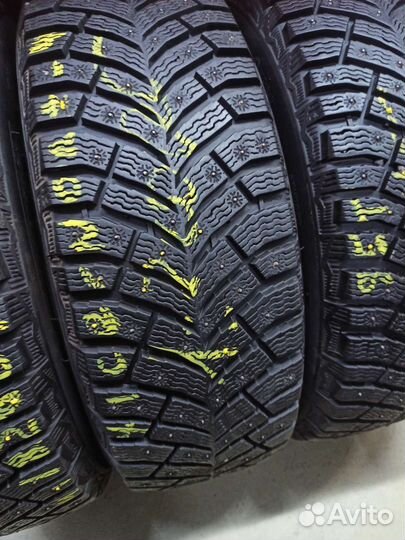 Michelin X-Ice North 4 195/65 R15 95T