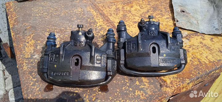 Суппорта Тойота Естима Превия 90-99г.в