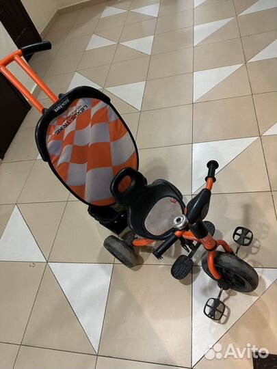 Трехколесный велосипед