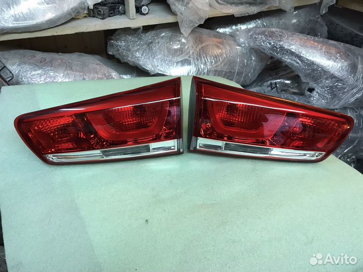 Фонари Kia Rio 3 Рест Хэтчбэк в крышку багажника