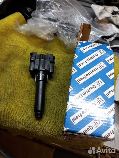 Камри форсунка Омыватель Фары правая Camry 14-18