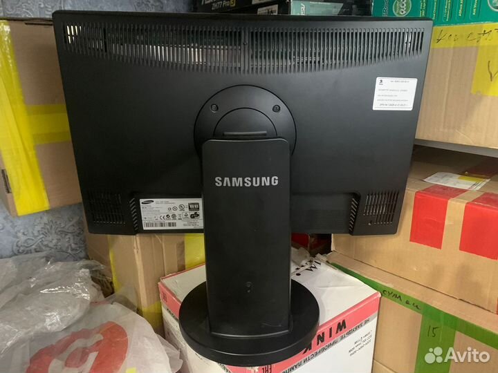 Монитор Samsung 2043bw
