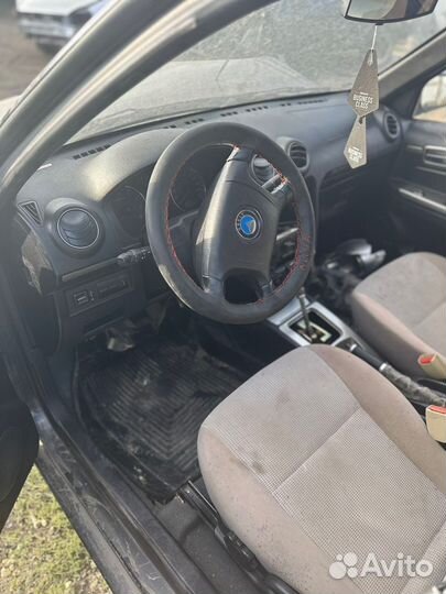 В разборке джили ск