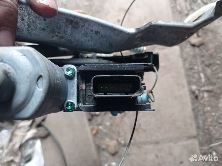 Стеклоподъемник 22777911 кадиллак стс 2