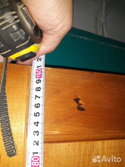 Дверь входная деревянная