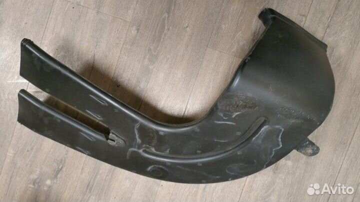 Воздуховод левый Bmw X5 E53 M62 4.6IS 2002