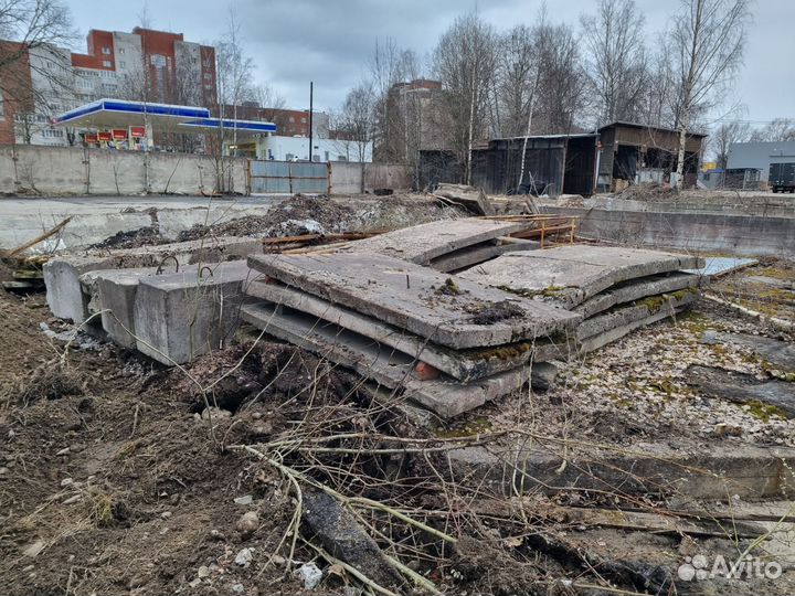 Бетонные блоки и плиты