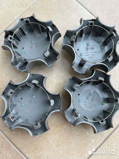 Колпак ступицы колеса Toyota 42603-42120