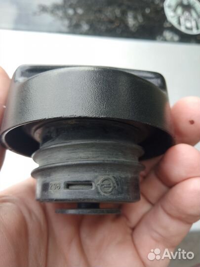 Крышка бензобака