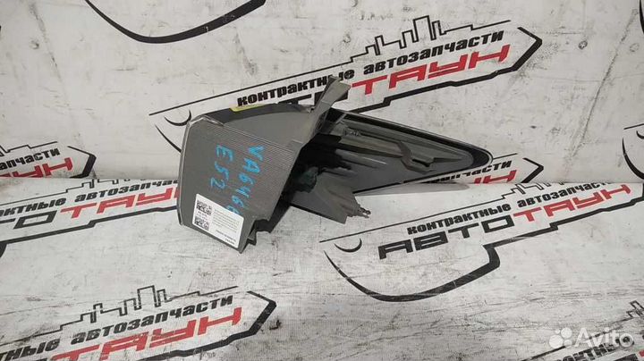 Фонарь nissan elgrand PE52 PNE52 TE52 TNE52 8503 б