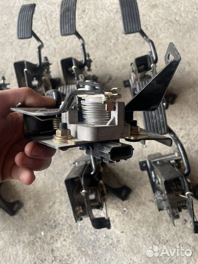 Педаль газа Hyundai Porter 1