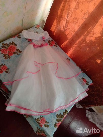Платье для девочки 130 140