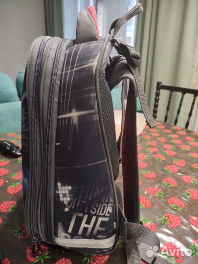 Рюкзак школьный для мальчика ортопедический