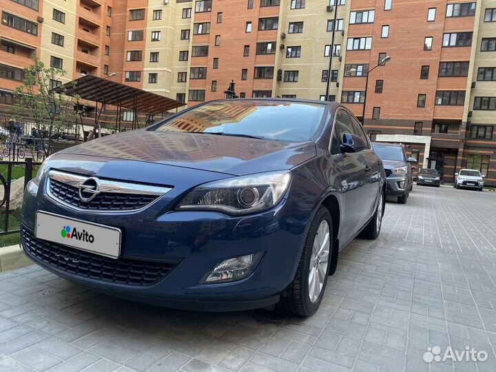 Opel Astra 1.6 МТ, 2012, 27 500 км