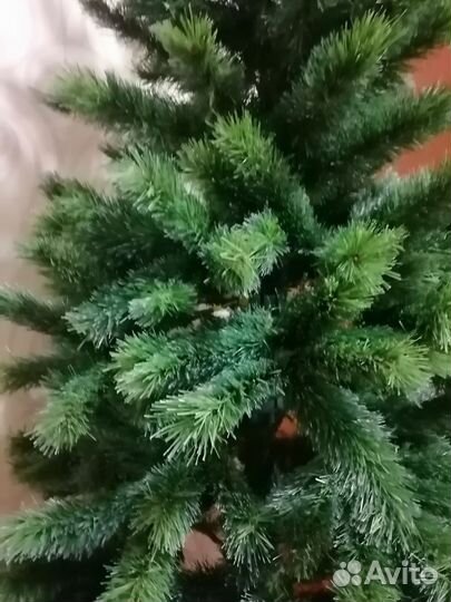 Ель искуственная