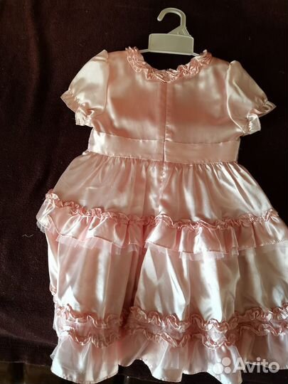 Нарядное платье для девочки 98