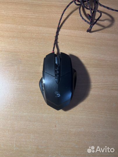 Игровая клавиатура и мышь