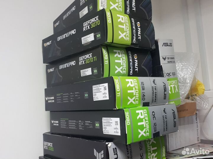 Коробки пустые от видеокарт