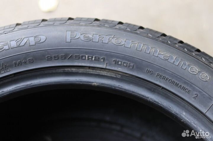 Goodyear UltraGrip Performance 2 255/50 R21
