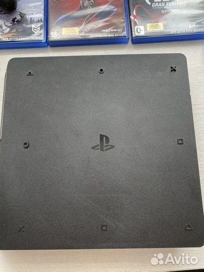 Ps4 slim 1tb