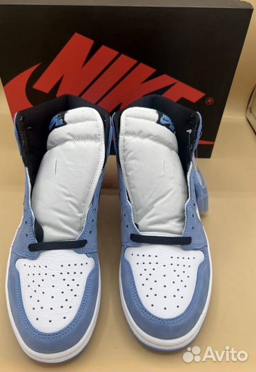 Jordan 1 Retro High White University Blue