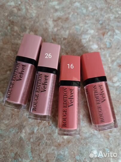 Bourjois rouge edition velvet помада пудровая нюд