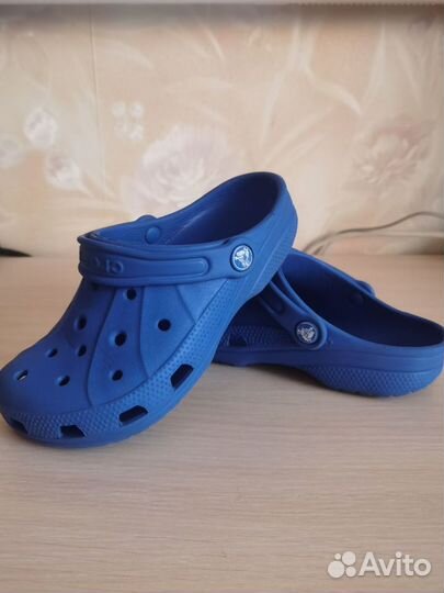 Тапки, сланцы, шлепки детские crocs 33р