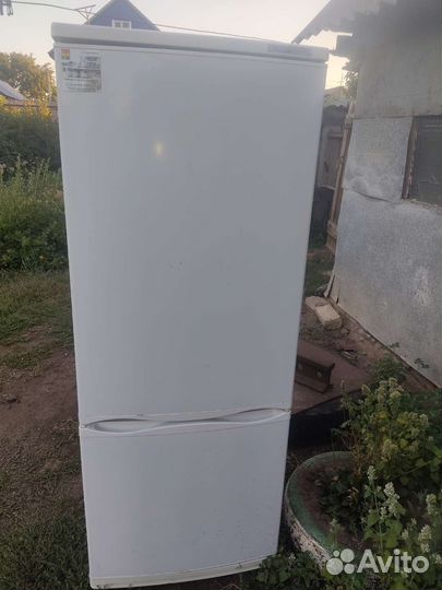Холодильник атлант бу