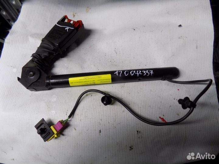 Ответная часть ремня безопасности Vectra C 2002-20