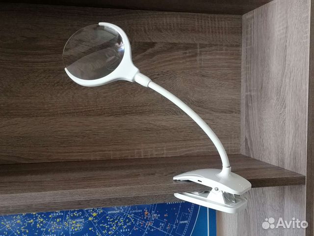 Увеличительная настольная лампа