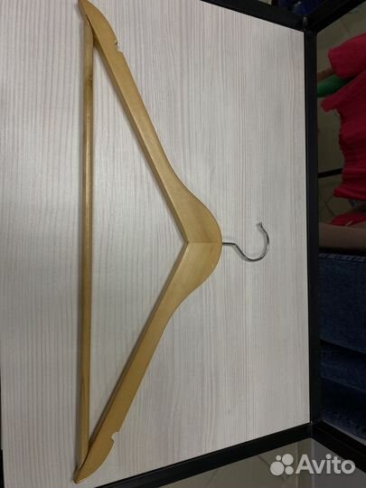 Плечики вешалки, деревянные