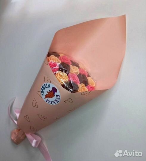 Шоколадные Розы - 19 шт в Букете