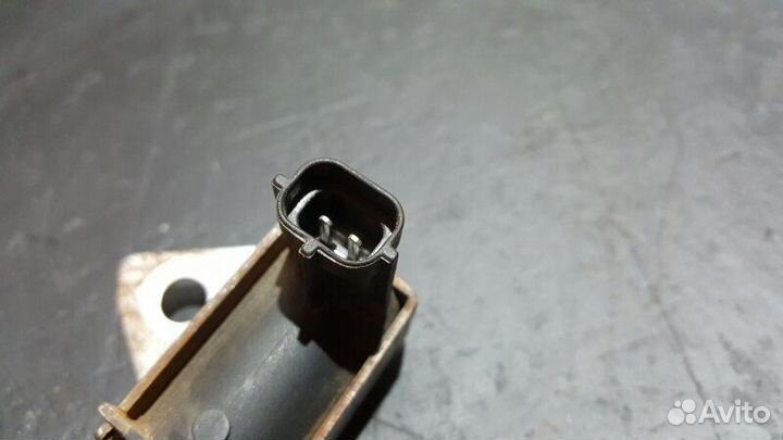 Клапан топливной системы Subaru Forester SG5 EJ205