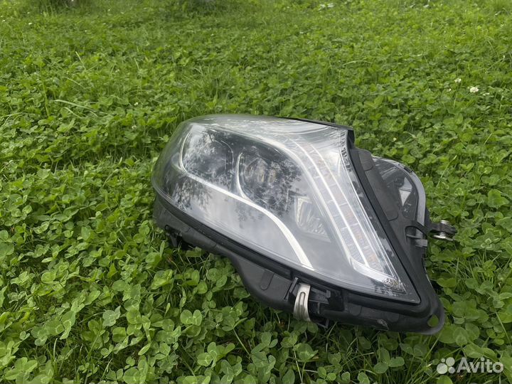 Фара правая Mercedes-Benz S-class w222 A2229061402