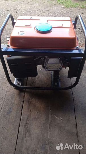 Бензиновый генератор