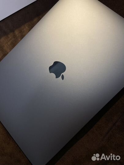 Apple MacBook Air M1 13 8/256Gb