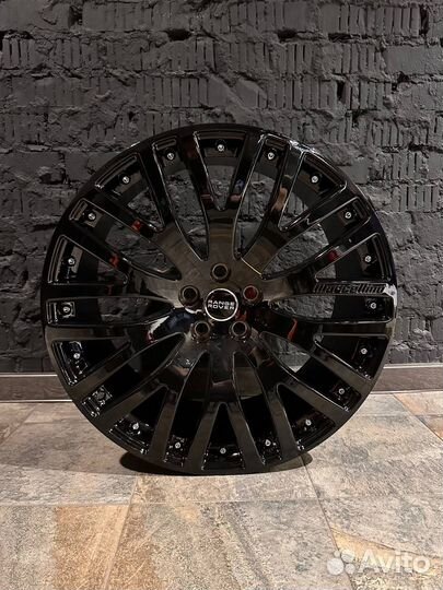 Диски R22 Kahn Design 5x120 для Range Rover