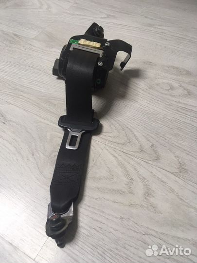 Ремень безопасности задний правый Kia Ceed SW jd