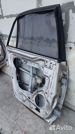 Двери Toyota Carina