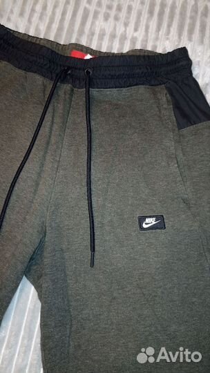 Шорты спортивные Nike s