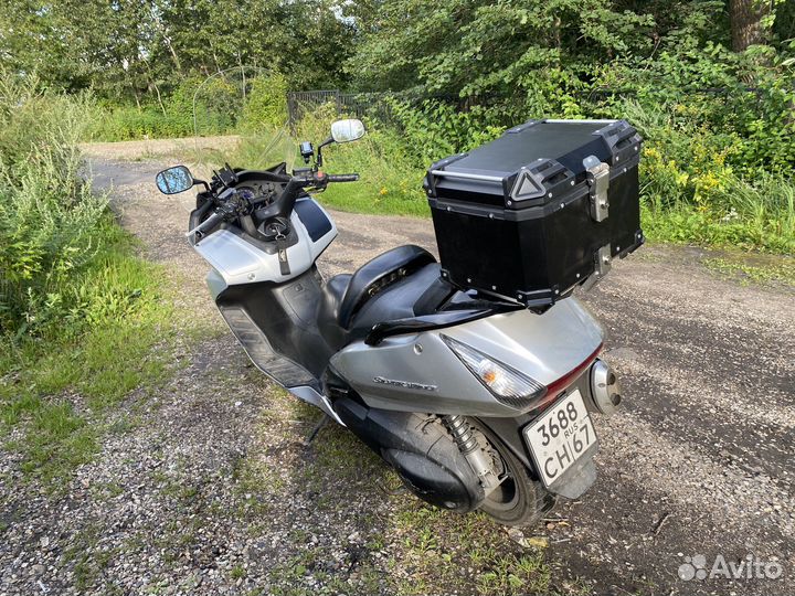 Honda silver wing 600