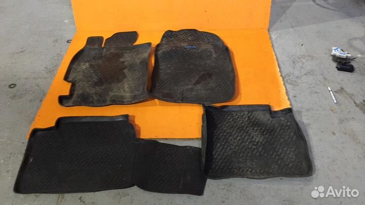 Корики салона на Mazda 6 GG