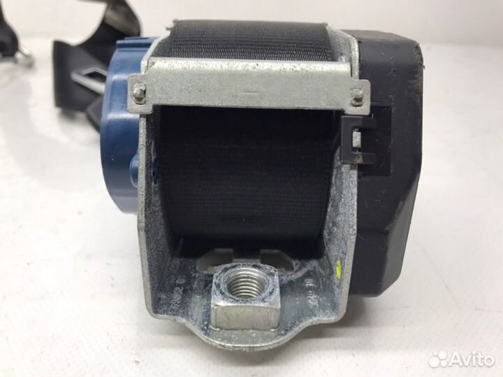 Ремень безопасности задний правый Volkswagen