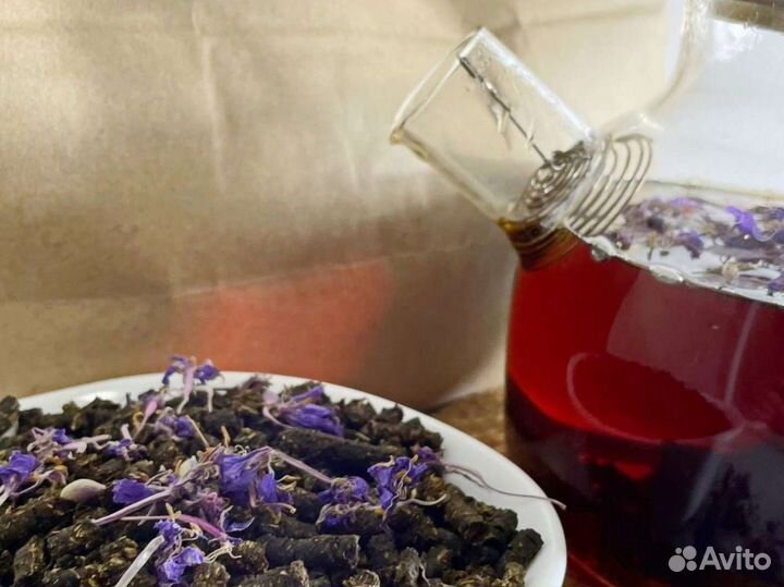 Иван-чай с цветами лето 2023-го, насыщенный