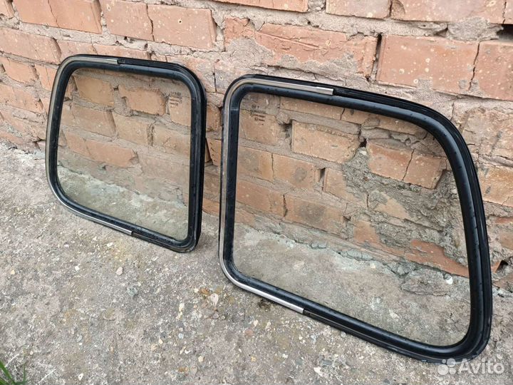 Форточка задняя Нива 2131