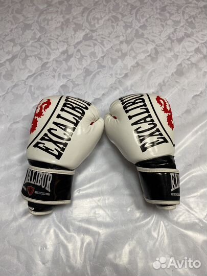 Перчатки боксерские Excalibur 8004-02