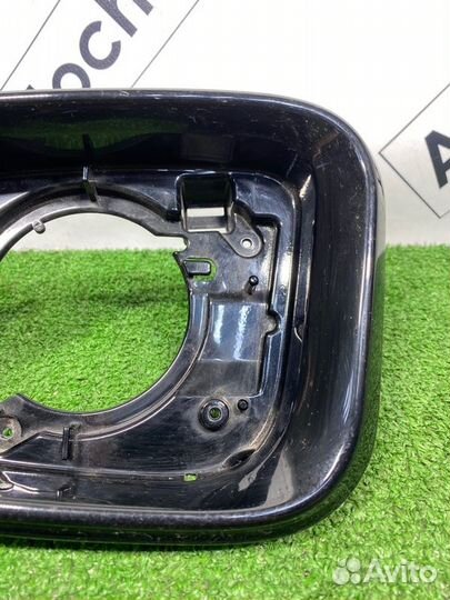 Накладка крепления зеркала левая Bmw 7-Series G11