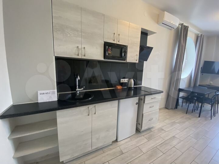 Квартира-студия, 42 м², 4/10 эт.